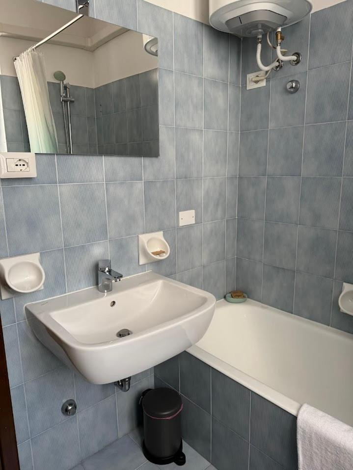 La Torretta Apartment Peschiera del Garda Exterior foto